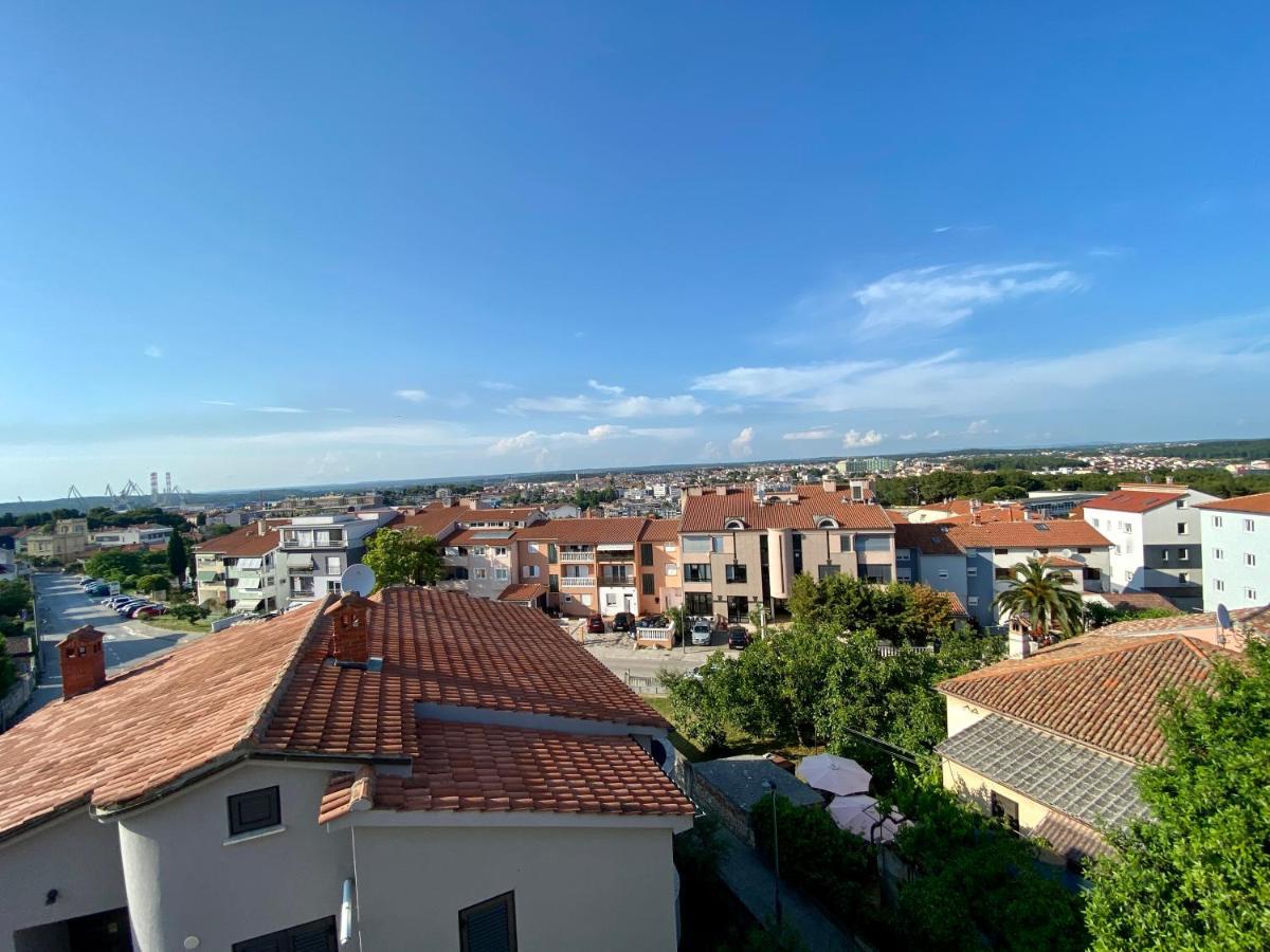 Penthouse Cityview 普拉 外观 照片